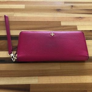 Hot pink Tory Burch wallet
